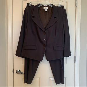 Talbots chocolate brown pantsuit 20WP